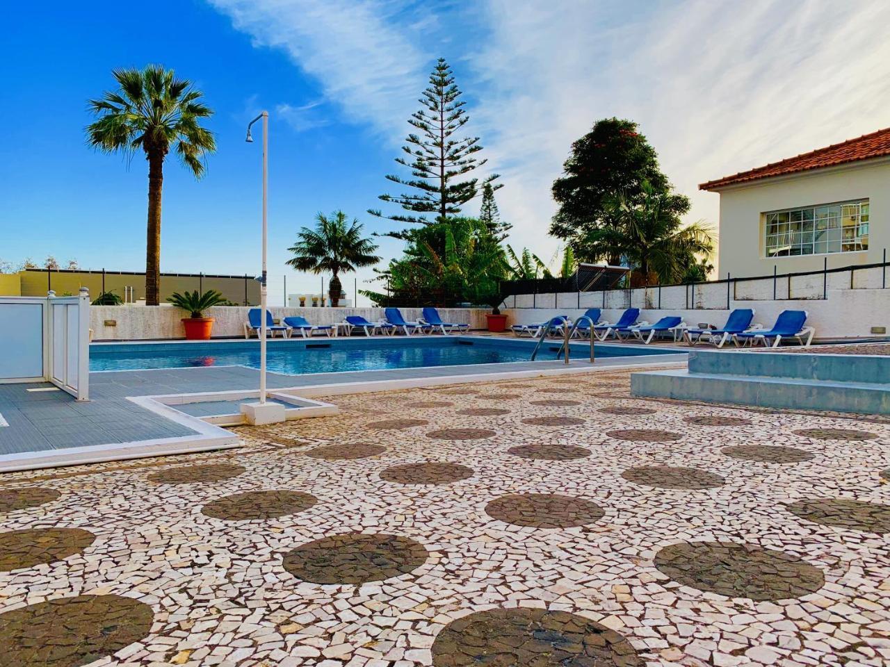 Black & White By Madeira Sun Travel Funchal (Madeira) Exterior foto